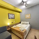 Cabare Apartments&rooms * Дуррес