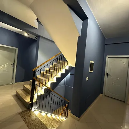 Cabare Apartments&rooms Durrës