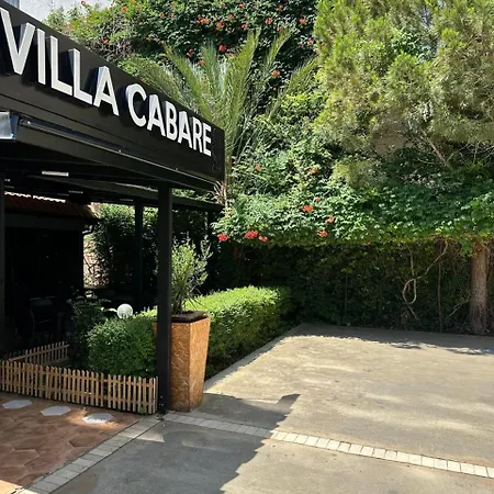 Cabare Apartments&rooms Διαμέρισμα *