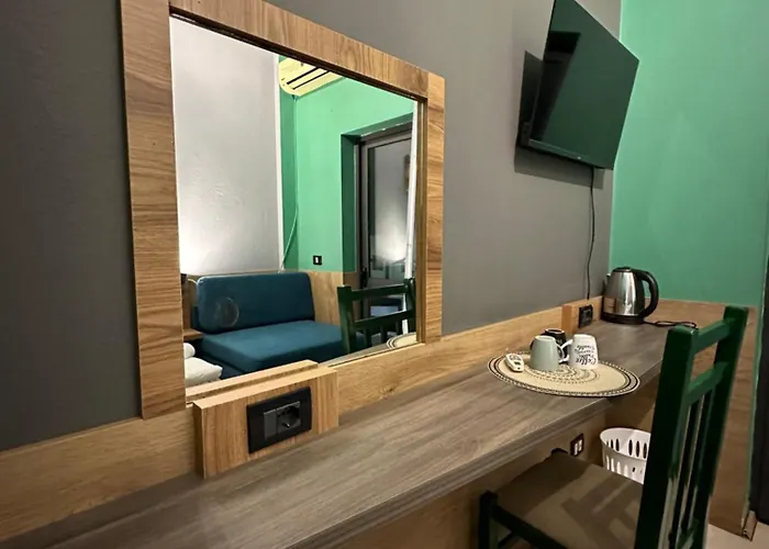 アパート Cabare Apartments&rooms *