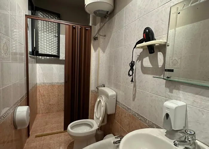 Cabare Apartments&rooms *