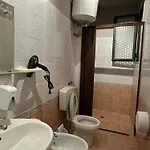Cabare Apartments&rooms Appartement Durrës