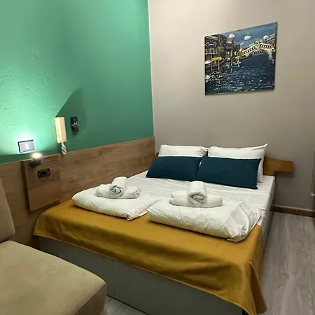 Cabare Apartments&rooms *