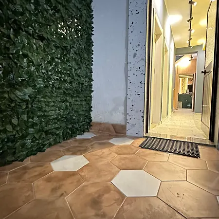 Cabare Apartments&rooms *