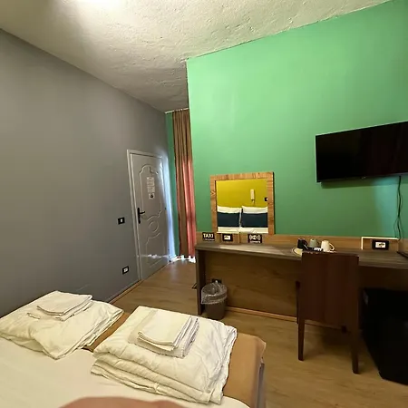 Cabare Apartments&rooms Apartmán Durrës