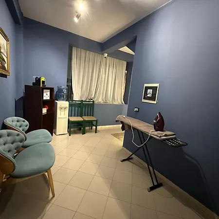 Cabare Apartments&rooms דירה *