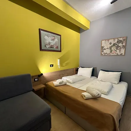Cabare Apartments&rooms Durres