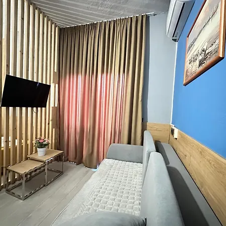 아파트 Cabare Apartments&rooms Durrës
