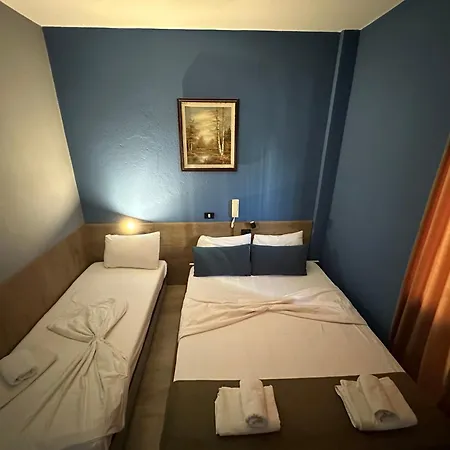 Cabare Apartments&rooms * Durrës