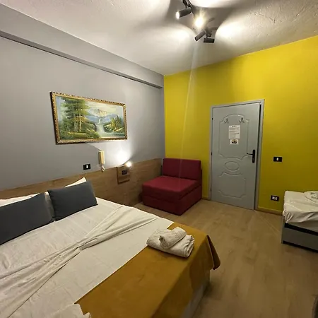 Apartment Cabare Apartments&rooms