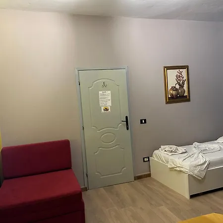 Cabare Apartments&rooms Durrës