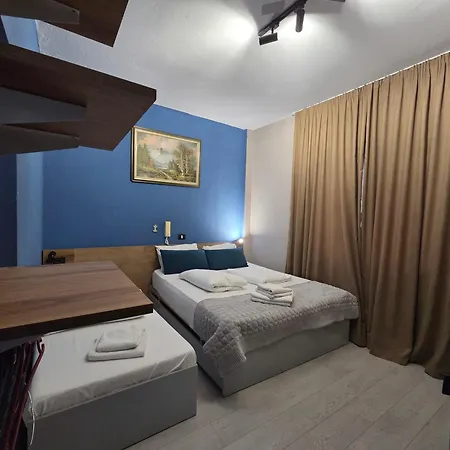 Cabare Apartments&rooms Appartement Durrës