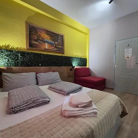 Cabare Apartments&rooms Durrës