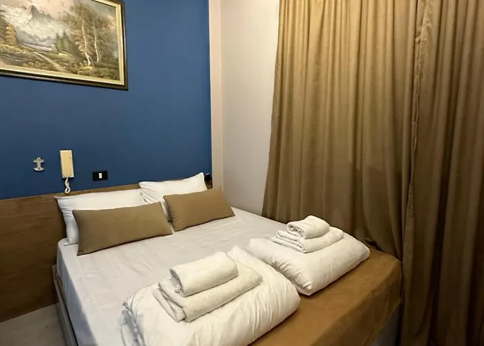 Cabare Apartments&rooms Dıraç